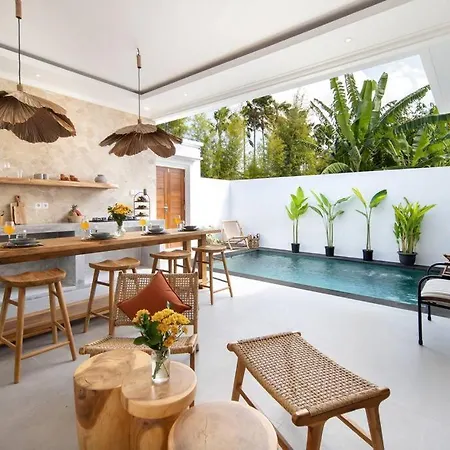 Cozy 2 Beds Villa In Seminyak