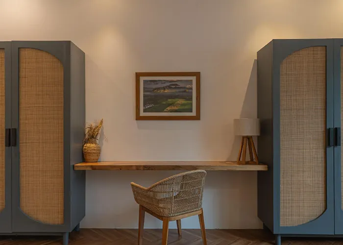 Cozy 2 Beds In *