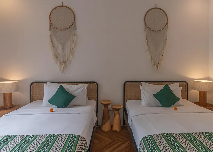 Cozy 2 Beds In